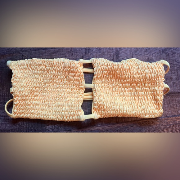 Strapless and Strappy Bikini Set with a high cut. Women’s size Large - Picture 3 of 7